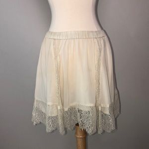 💙Skirt with lace detail💙